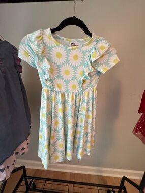 Epic Threads Aqua and White Daisy Print Dress